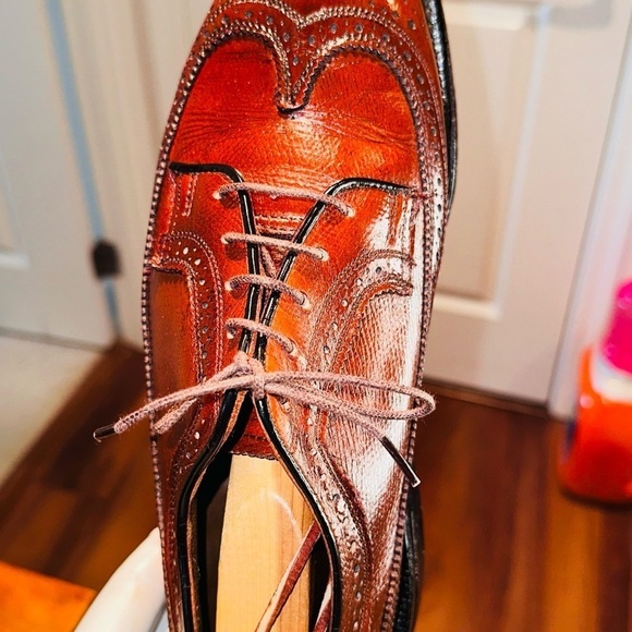 Vintage JC Penney Wing Tip Leather Dress Shoe. main image 5